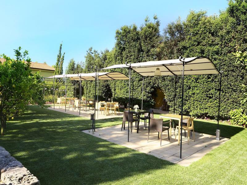 Wine Resort Ledà d'Ittiri Fertilia Esterno foto